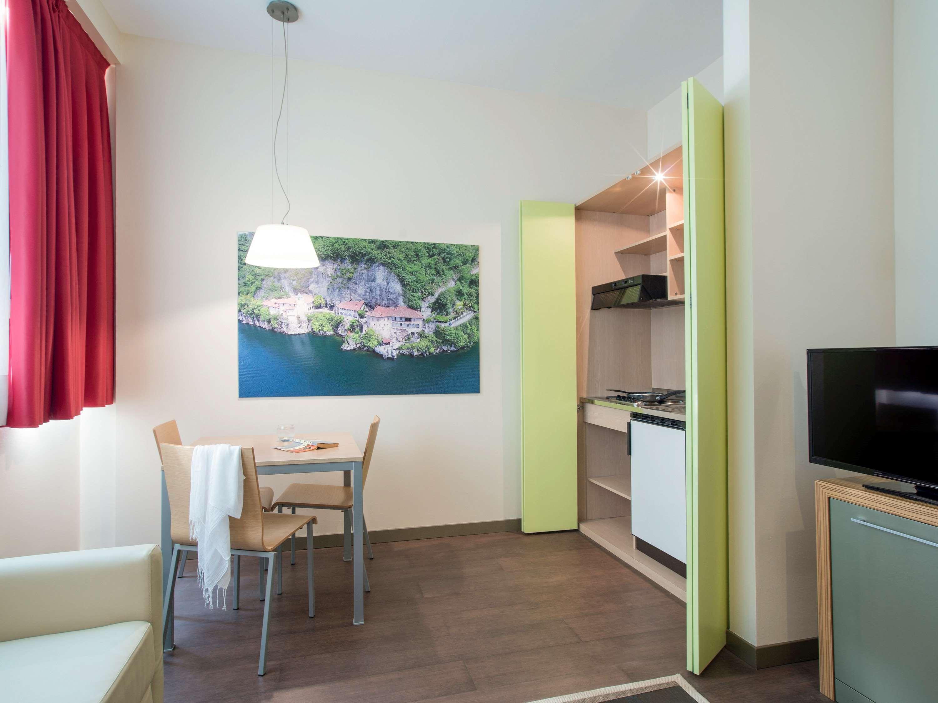 Bis Hotel Varese Eksteriør billede