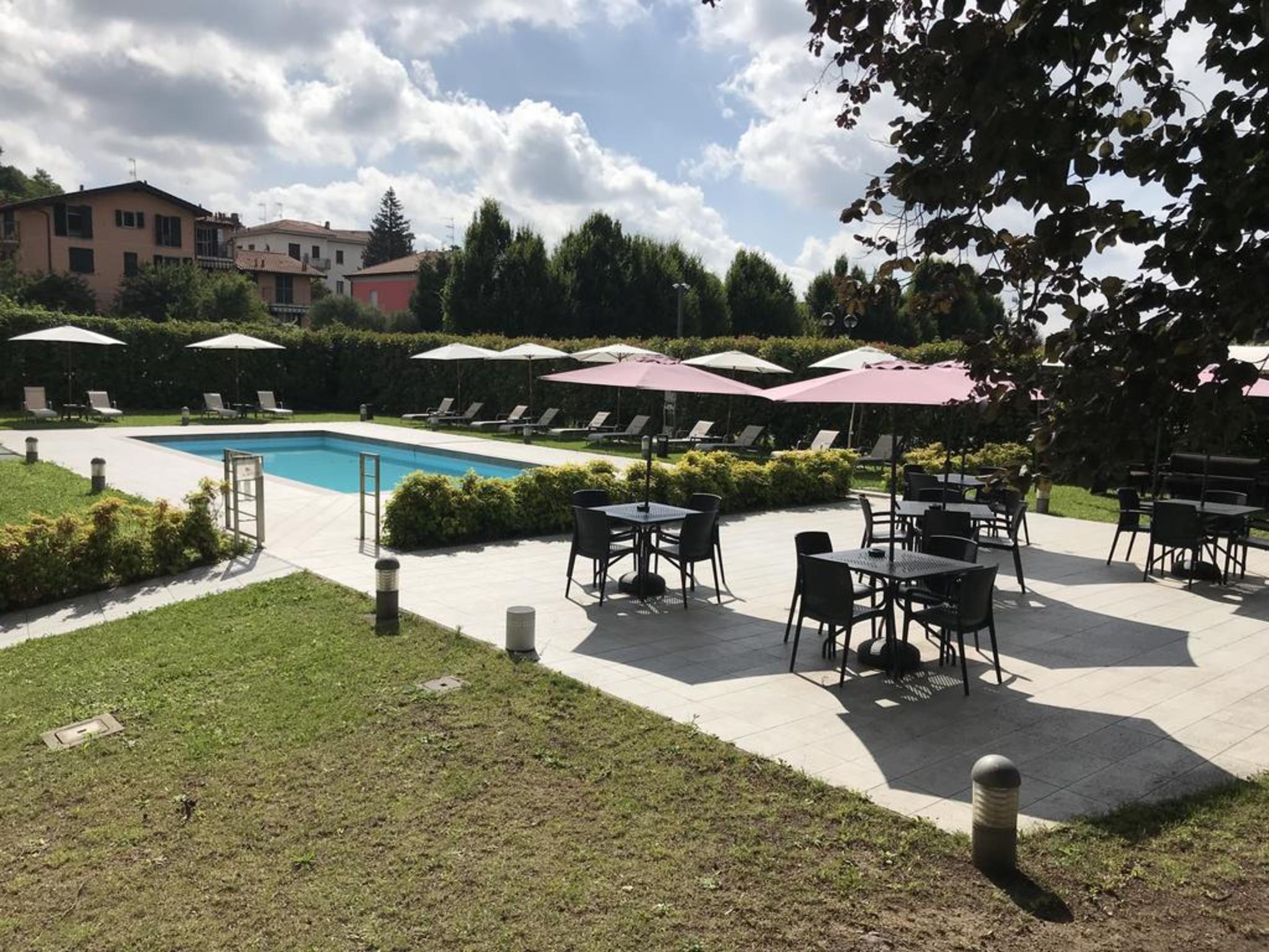 Bis Hotel Varese Eksteriør billede