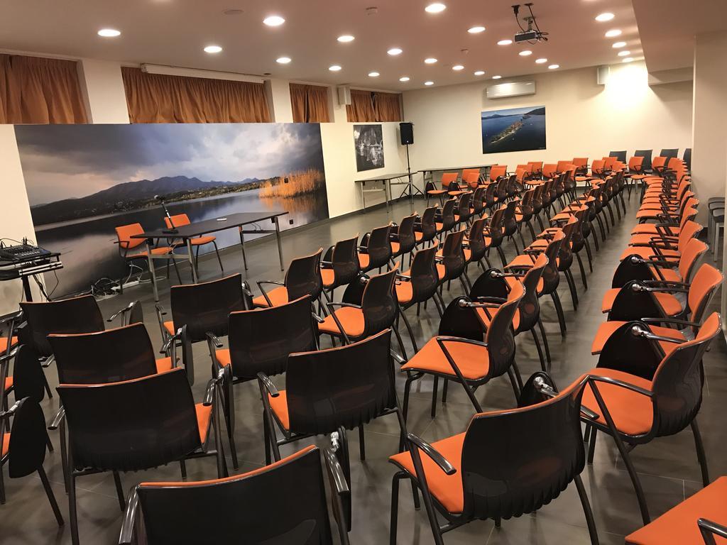 Bis Hotel Varese Eksteriør billede